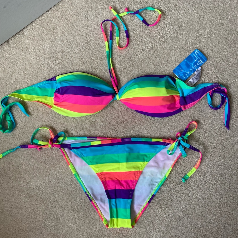 **BRAND NEW MULTICOLOUR BIKINI**